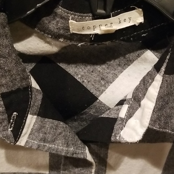 5 button up bundle - Picture 3 of 7